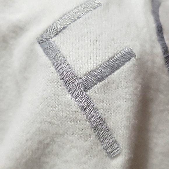 Wildfox Sweatshirt! NWOT - Picture 3 of 3